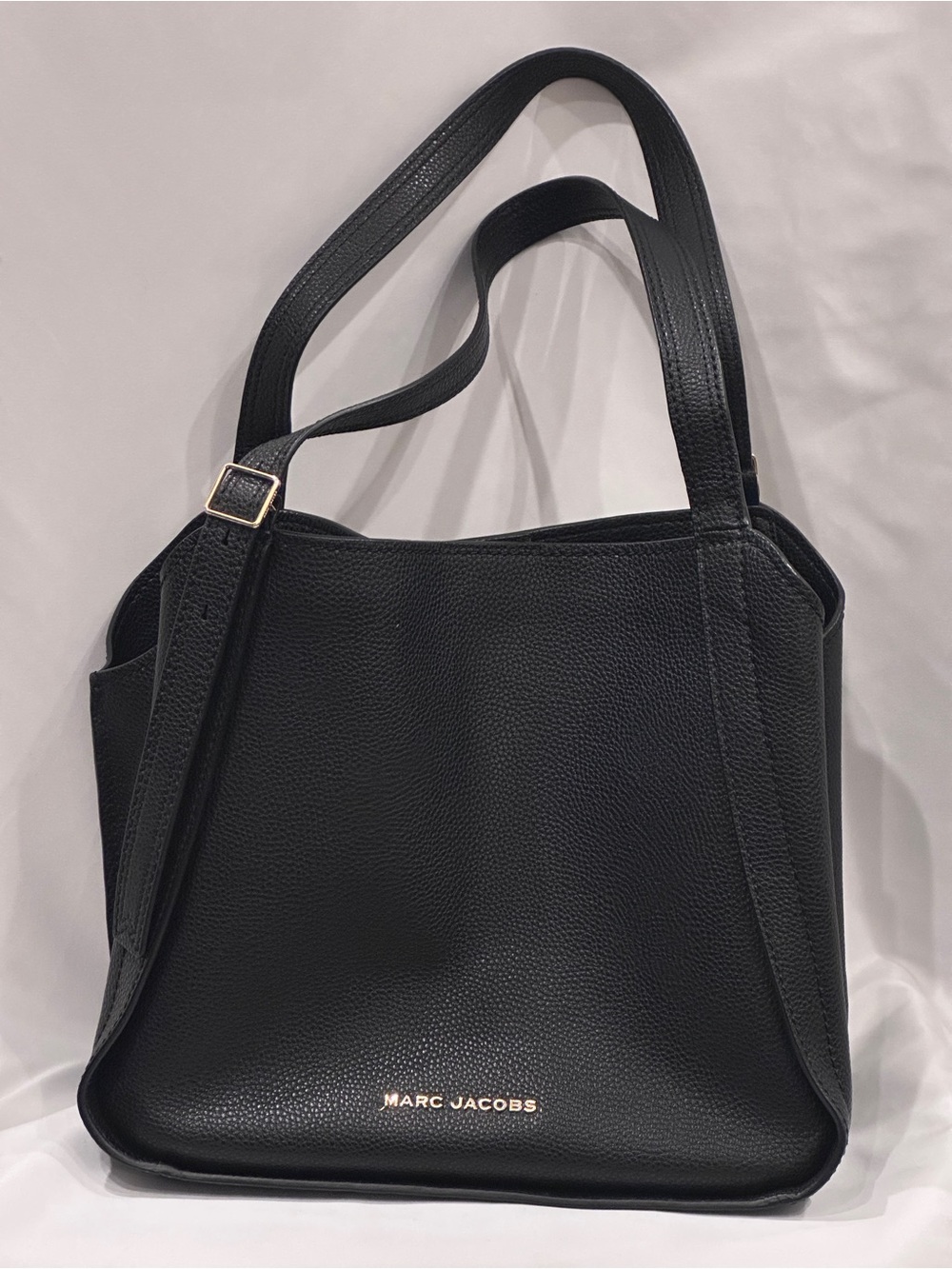 Marc Jacobs Black Pebbled Leather Shoulder Tote with Gold Logo - Picture 1 of 8